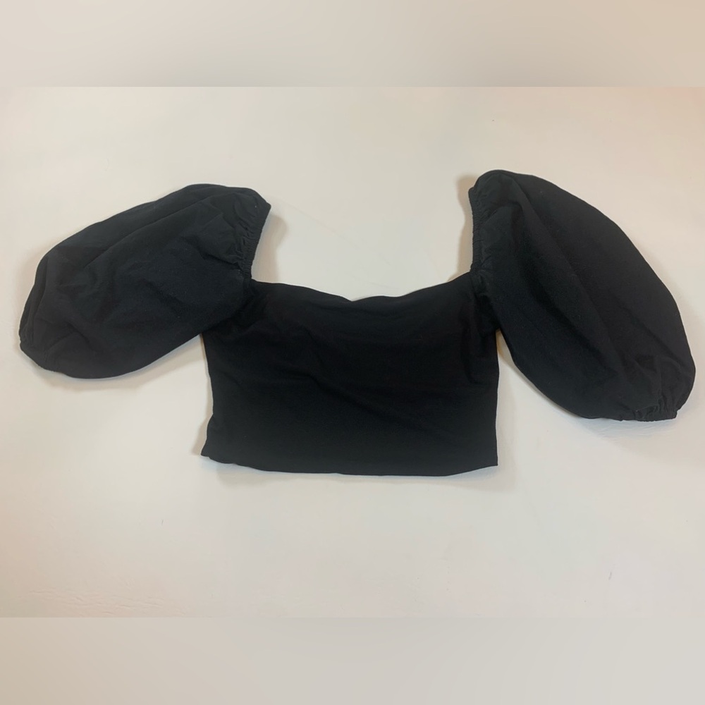 Mimosa black puffed sleeves shredded back top size women’s small (i) - Picture 4 of 9